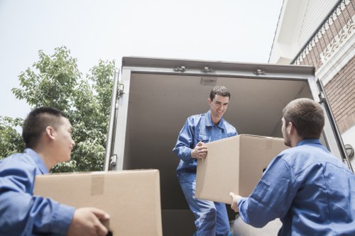 Illustration of a cubic-yard quote for household storage items