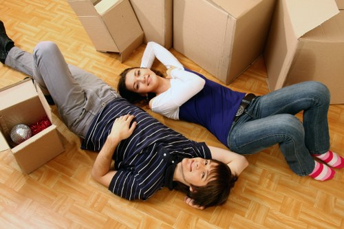 Homeowner using mobile self storage during a move in Westham